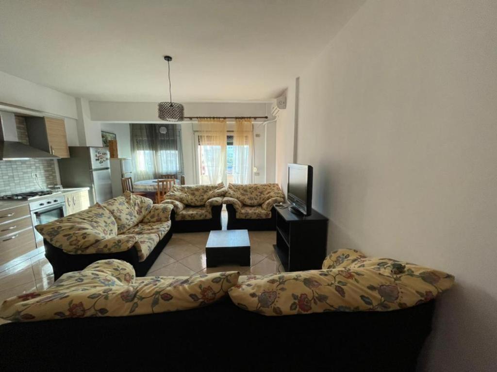 Ela Appartaments Vlorë Exterior foto